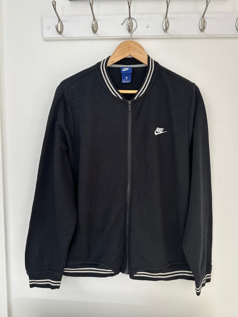 Nike 2X Black Zip-Up Jacket with White Swoosh & Stripes, No Hood, Sweatshirt